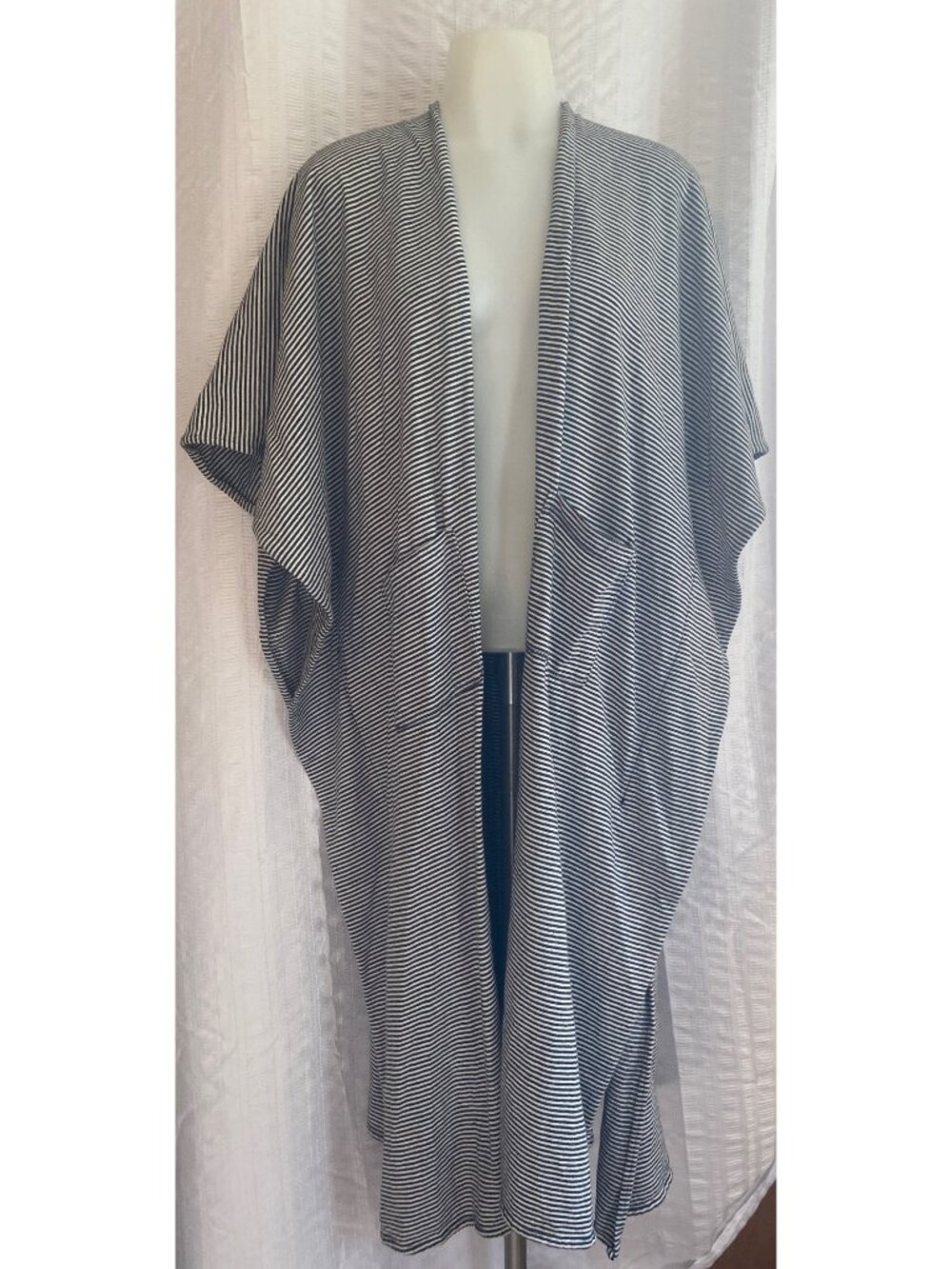 Bobeau Black And White Striped Open Front Kimono Cardigan Duster